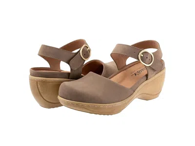 Softwalk Mabelle In Brown