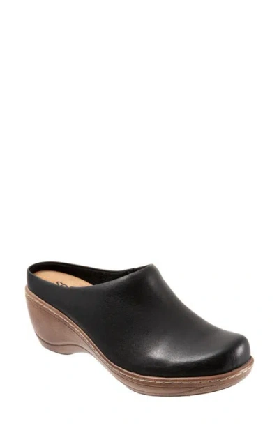 Softwalk ® Madison Clog In Black