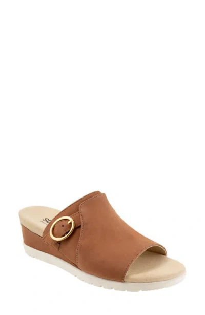 Softwalk Newberry Wedge Sandal In Brown