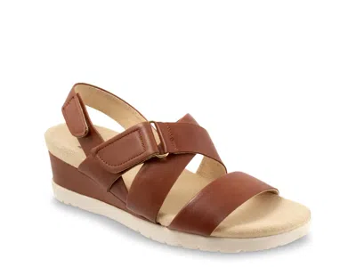 Softwalk Novi Wedge Sandal In Brown