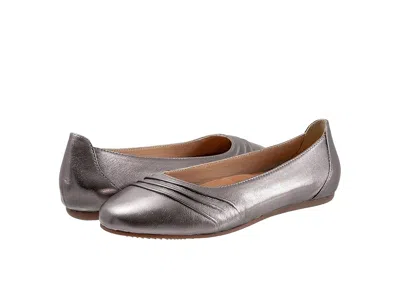 Softwalk Safi In Gray