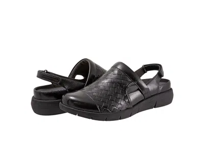 Softwalk Salina Woven Ii In Black