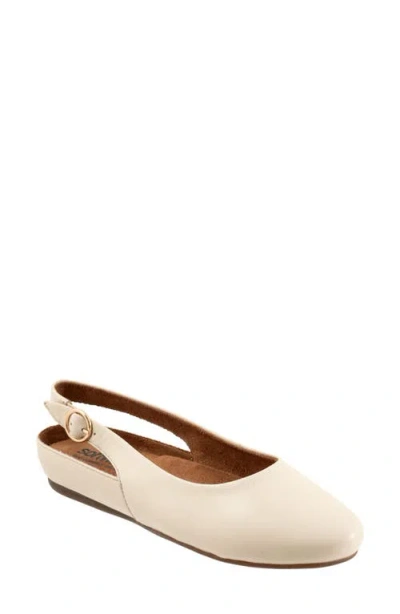 SOFTWALK SOFTWALK® SANDY SLINGBACK FLAT
