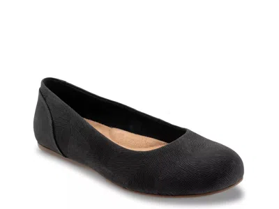 Softwalk Sonoma Ballet Flat In Black