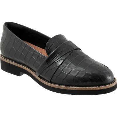 Softwalk ® Walsh Loafer In Black Croco