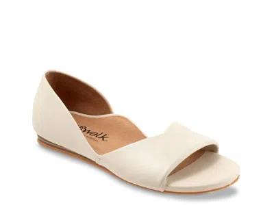 Softwalk Wide Width Cypress Sandal In White