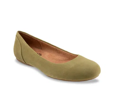 Softwalk Wide Width Sonoma Ballet Flat In Green