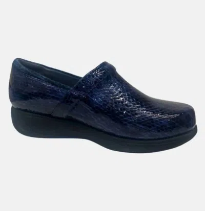 Softwalk Women's Meredith Sport Shoe In Blue/black