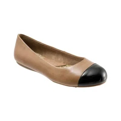 Softwalk Women's Napa Ballet Flats In Luggage Black In Brown