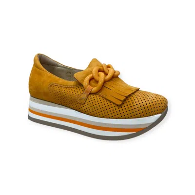 Softwaves Cadie Platform Sneaker In Pumpkin In Multi