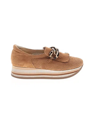 Pre-owned Softwaves Sneakers In Tan