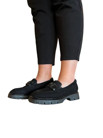 Softwaves Vanya Loafer In Black