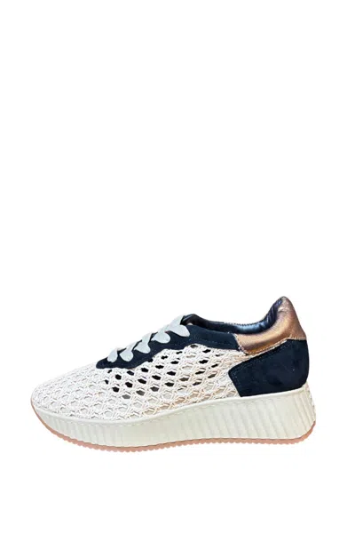 Softwaves Women's Alegria Sneakers In Sand/black