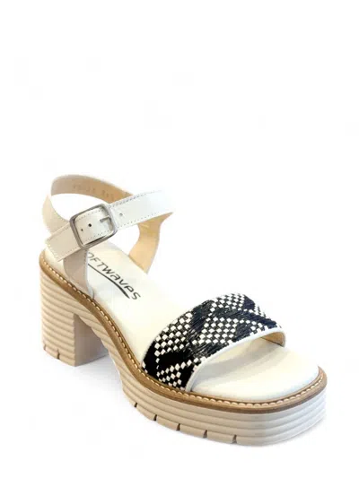 Softwaves Women Bailey Platform Sandal In Creme And Black In Multi