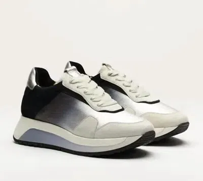 Softwaves Women's Capri Sneaker In Black/white Degrade