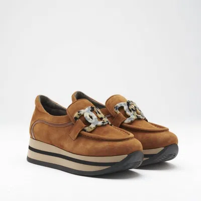 Softwaves Women's Carine Platform Loafers In Caramel Velour 011 In Brown