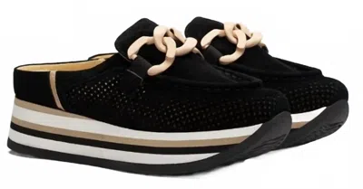 Softwaves Women's Carlisa Slip On Mules In Black