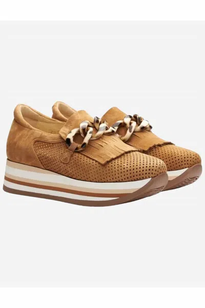 Softwaves Women's Carly Sneaker In Cognac