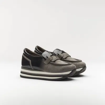 Softwaves Women's Casta Clogs In Grey/black In Multi