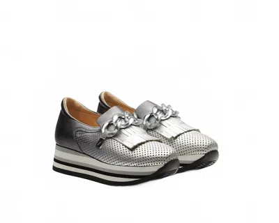 Softwaves Women's Cynthia Degrade Shoes In Silver Black In Gray