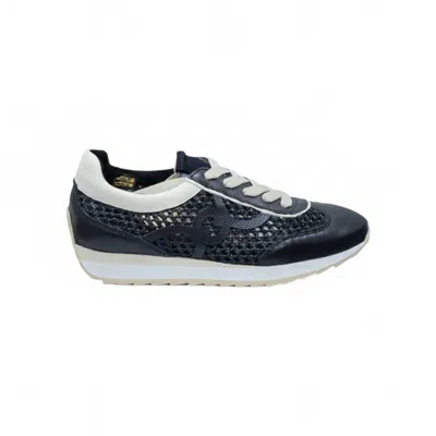 Softwaves Women's Dakota Raffia Sneakers In Black
