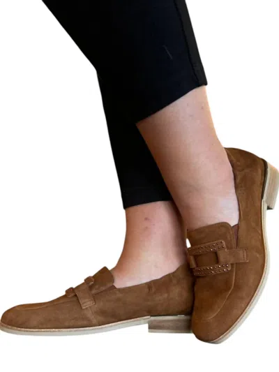 Softwaves Women's Gage Loafer In Brandy In Brown