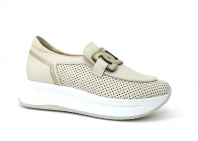 Softwaves Women's Liza Sneaker In Coco/platino In Neutral