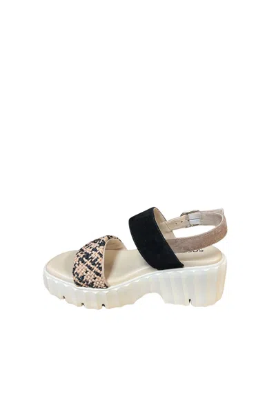 Softwaves Women's Maris Sandals In Black/sand In White