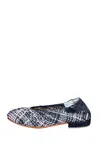 Softwaves Women's Stella Flats In Black/tan