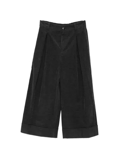 Soh Corduroy-effect Trousers In Black