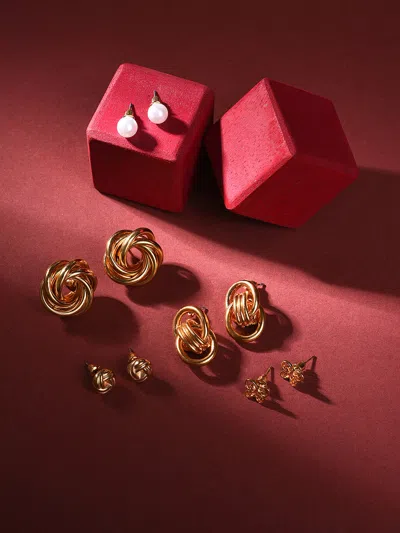 Sohi Gold-toned Contemporary Studs Earrings In Red