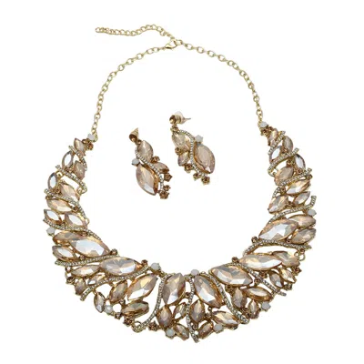 Sohi Stones Crystal Necklace Set In Gold