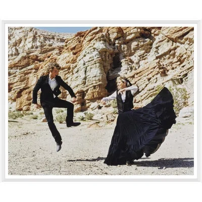 Soicher Marin 'dancing' By Arthur Elgort - Picture Frame Photograph On Paper In Multi