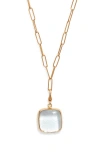 Soko Umbo Square Charm In Gold