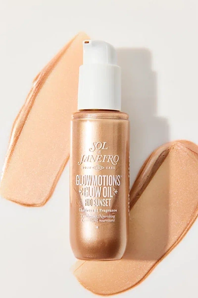 Sol De Janeiro Glowmotions Glow Body Oil In Rio Sunset At Urban Outfitters