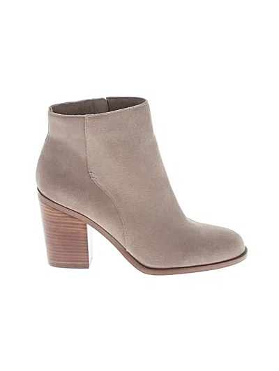 Pre-owned Sole Society Ankle Boots In Gray
