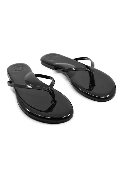 Solei Sea Indie Patent Thong Sandals In Black