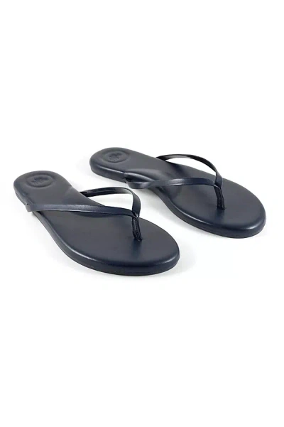Solei Sea Indie Thong Sandals In Black