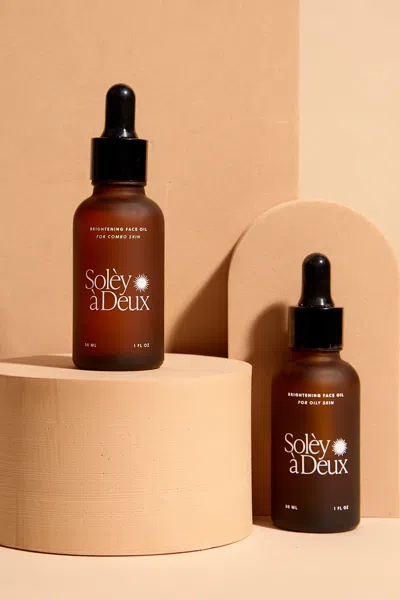Solèy À Deux Yellow Brightening Face Oil - Dry In Brown