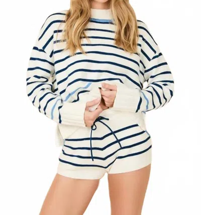 SOLID & STRIPED MAXINE SWEATER IN NAVY/WHITE