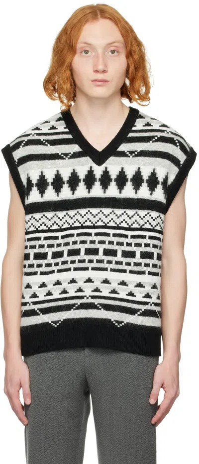 Solid Homme Black Jacquard Vest In 646b Black