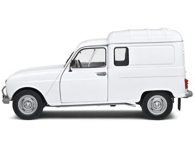 Solido 1975 Renault 4lf4 White 1/18 Diecast Model Car By