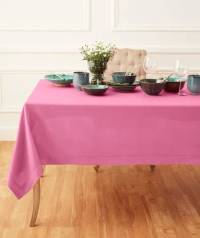 Solino Home Linen Table Throw In Pink