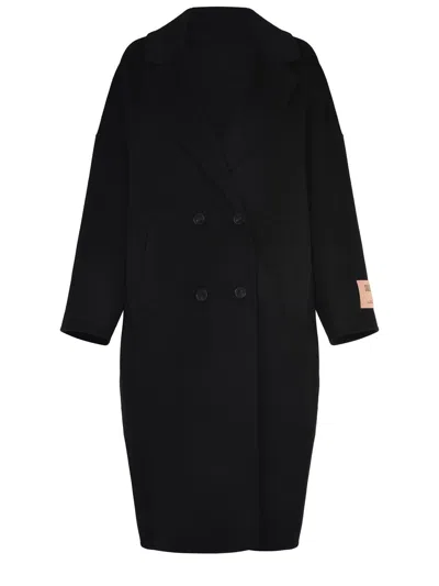 Solotre Coats In Black