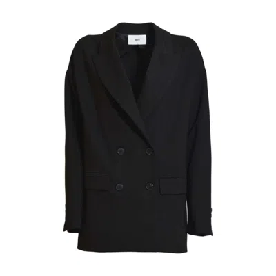 SOLOTRE TAILORED BLACK JACKET WITH CLASSIC COLLAR AND CLEAN LINES
