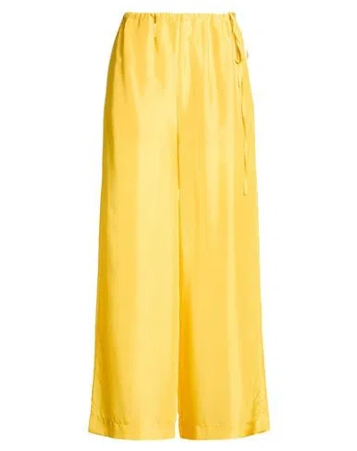 Solotre Woman Pants Yellow Size 4 Silk
