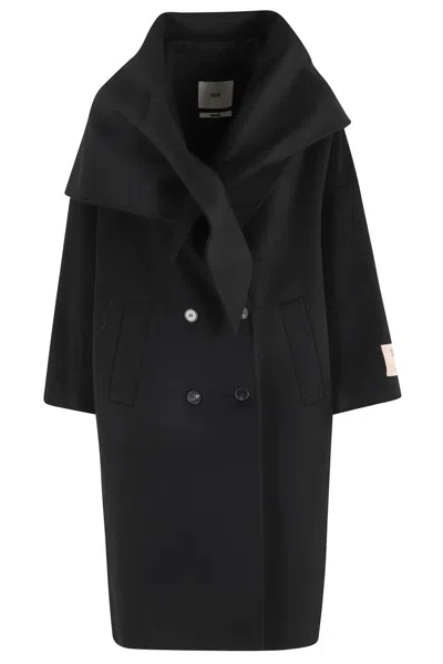 SOLOTRE WOOL AND CASHMERE BLEND COAT WITH BUILT-IN SCARF AND CENTRAL BUTTON CLOSURE