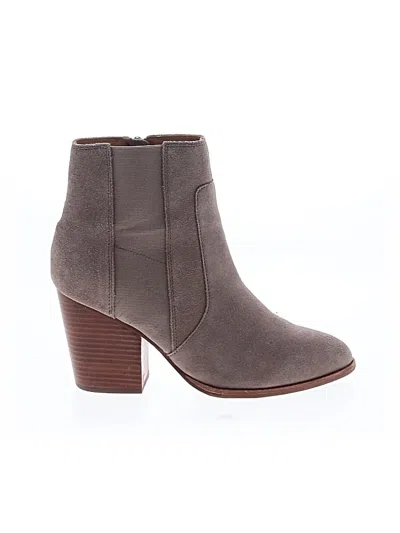 Pre-owned Soludos Ankle Boots In Gray