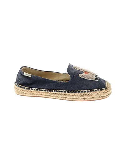 Pre-owned Soludos Flats In Blue