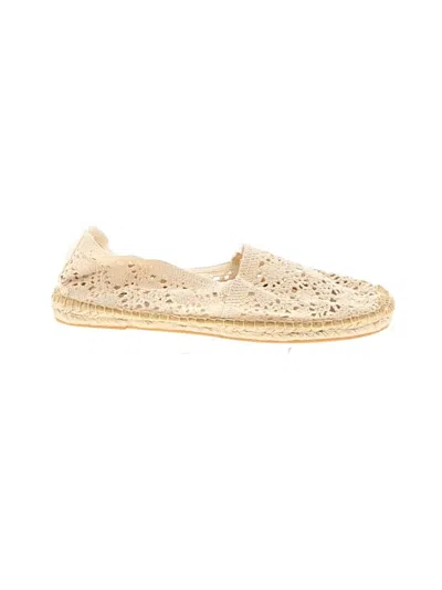 Pre-owned Soludos Flats In Ivory
